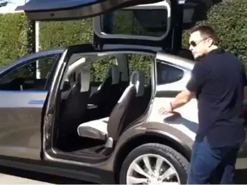 На каких автомобилях ездят основатели многомиллиардных компаний в сфере высоких технологий