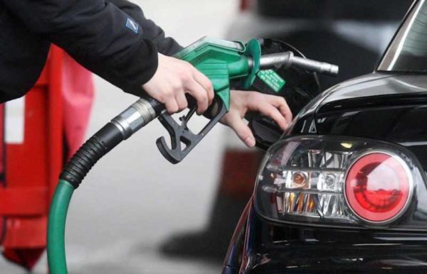 В Украине снизили предельные цены на бензин и дизельное топливо