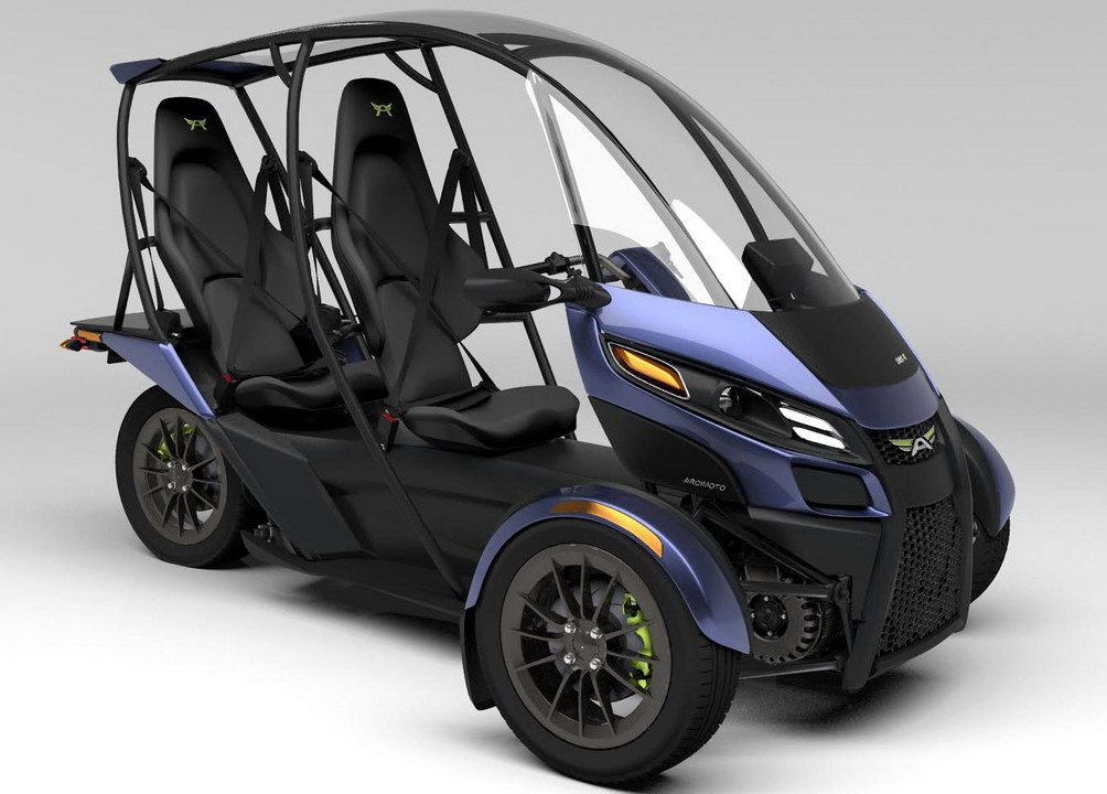 Электрокары нижний. Трицикл Arcimoto SRK. Электромобиль Тойота трехколесный. Электрокар Браво эго. Электрокар 1800 лс.