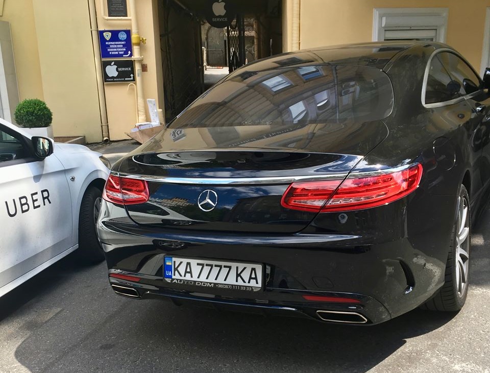 В Киеве растет количество машин с номерами КА КА