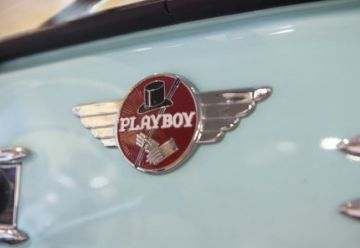 Самый настоящий Playboy-автомобиль продадут на аукционе (ФОТО)