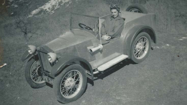 Lotus ищет свой первый автомобиль, построенный Колином Чепменом