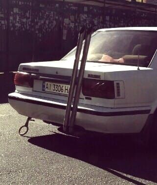 На столичных дорогах сняли автомобиль с невероятным выхлопом (фото)