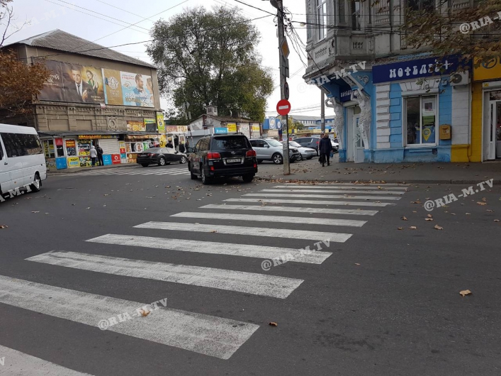 Нарушил сразу три ПДД: в Запорожской области засняли очередного автохама (Фото)