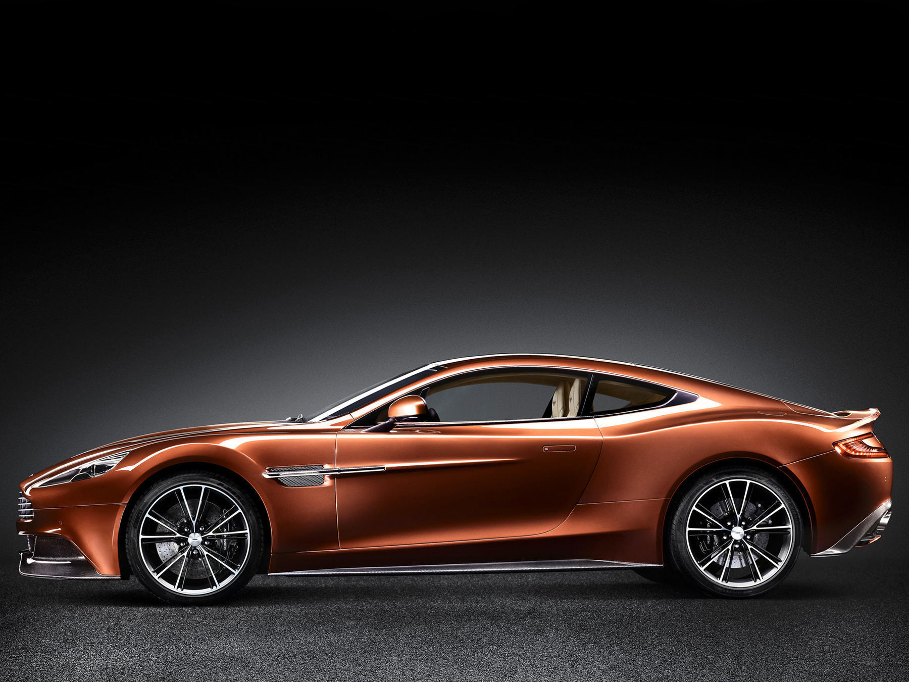 Чертежи снятого с производства автомобиля продали за $26 млн