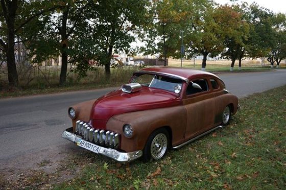 В Украине продают уникальный хот-род на базе BMW и «Победы»