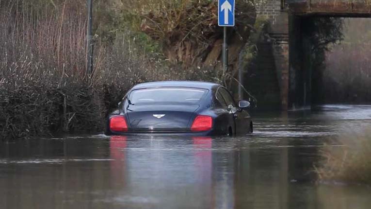 Bentley и потоп