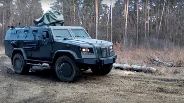 Украинская армия усилилась непробиваемыми «Казаками»