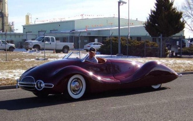 Пожар в Калифорнии уничтожил уникальный родстер 1948 года