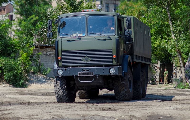 Новые военные грузовики отечественного производства прошли «боевое крещение» в ВСУ