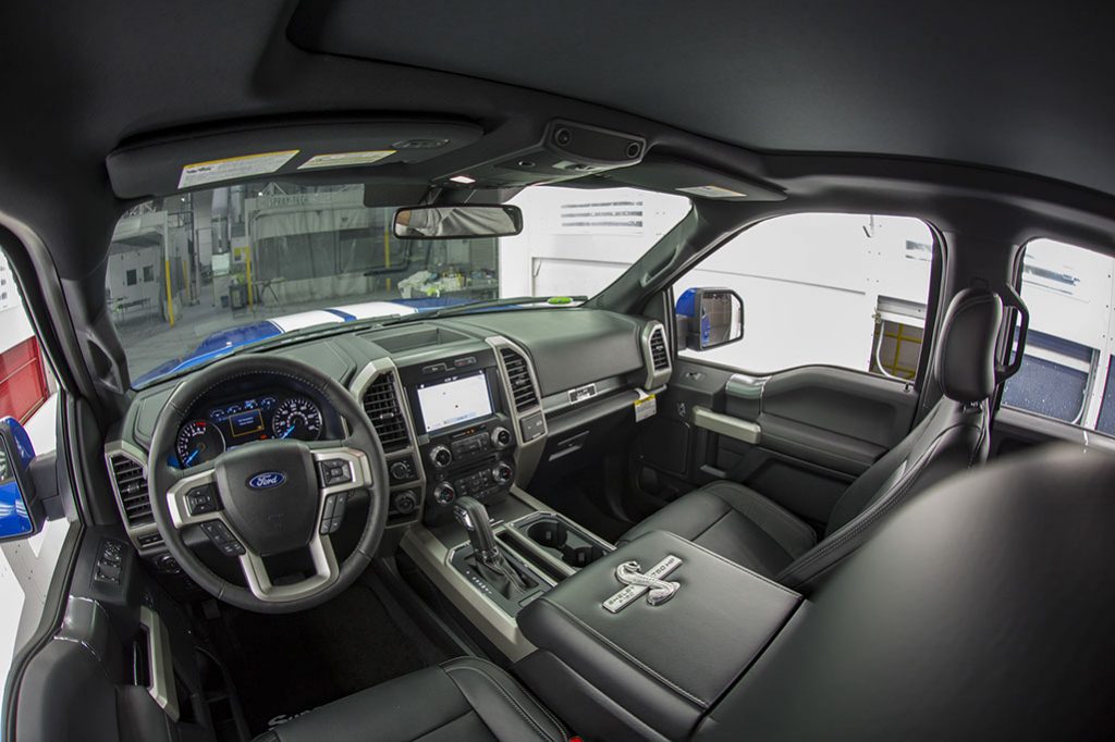 В Украине засняли эксклюзивный пикап с характеристиками суперкара