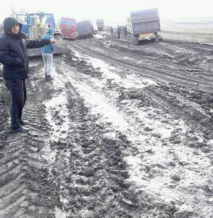 Автодорога из Кропивницкого в Николаев превратилась в сплошную грязь и ухабы