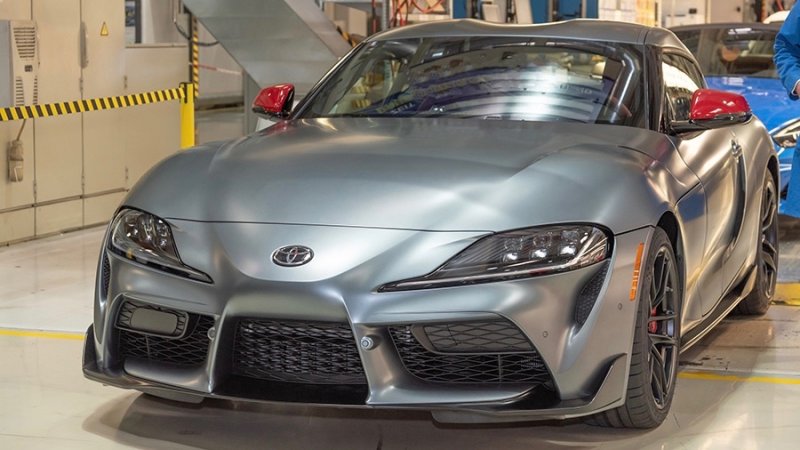 С конвейера сошла первая возрожденная Toyota Supra за 2,1 млн долларов