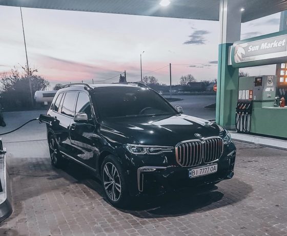 В Украине засветилось еще одно роскошное творение BMW