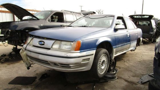 Сокровище на свалке: 1990 Ford Taurus SHO