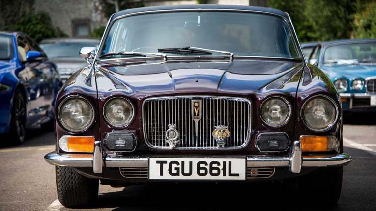 Jaguar V12 королевы Великобритании