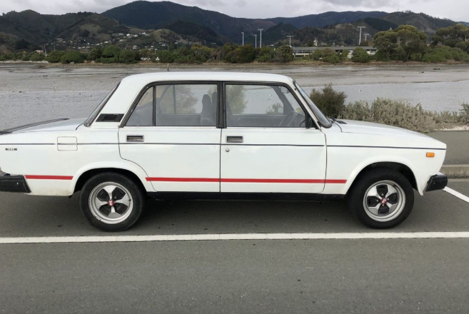 В Новой Зеландии б/у ВАЗ-2107 оценили как BMW 3 Series