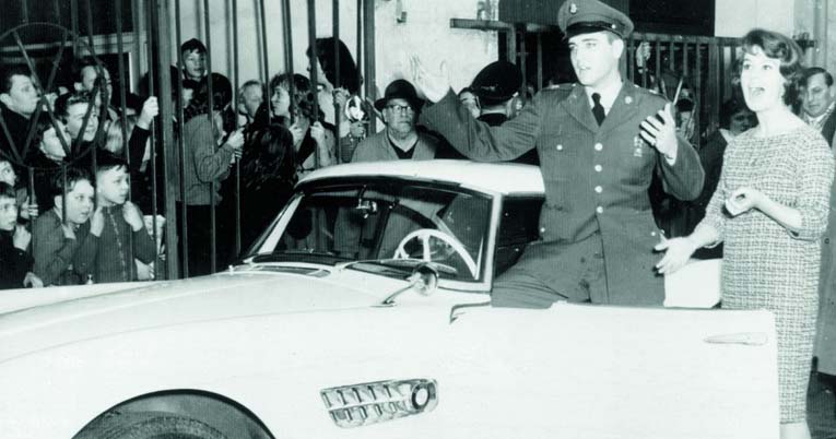 История отношений  короля рок-н-ролла с детищем BMW началась в декабре 1958 года