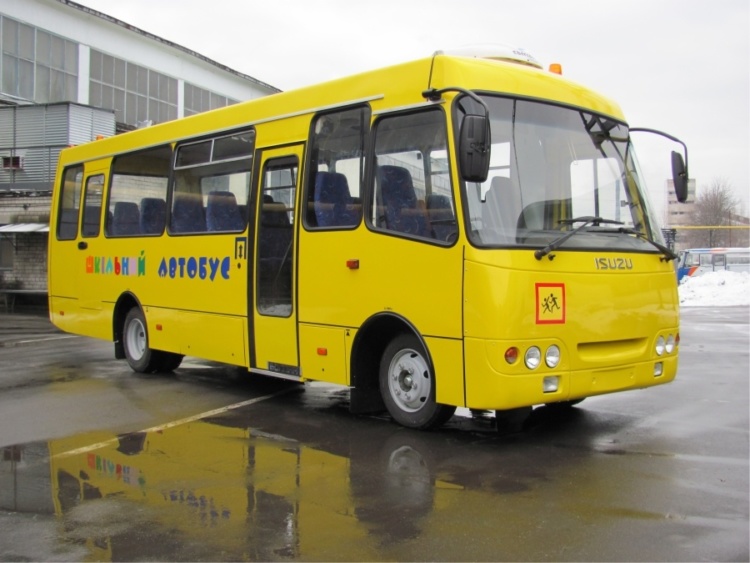 В Украине разработали полноприводный школьный автобус