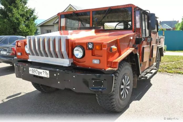 Умелец смастерил из подручных средств Hummer