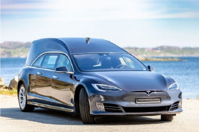 Появилась прощальная версия Tesla Model S за 200 тысяч