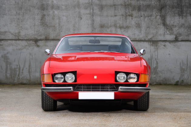 Ferrari Элтона Джона ищет нового владельца