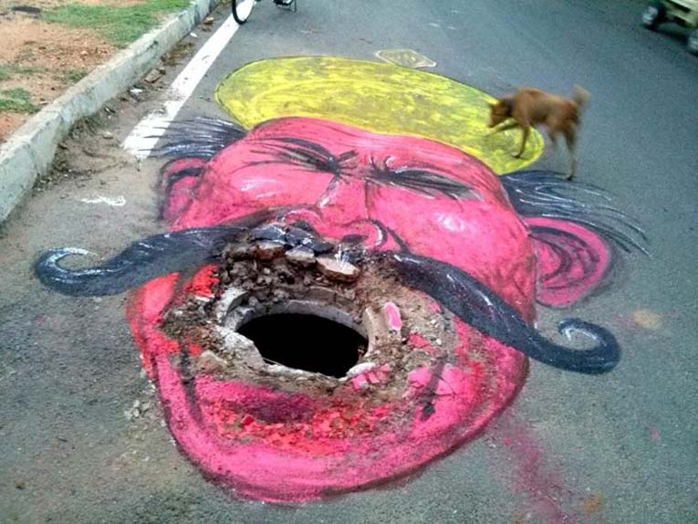 Баадаль Нанджундасвами, базирующийся в Бангалоре, славится своими произведениями искусства