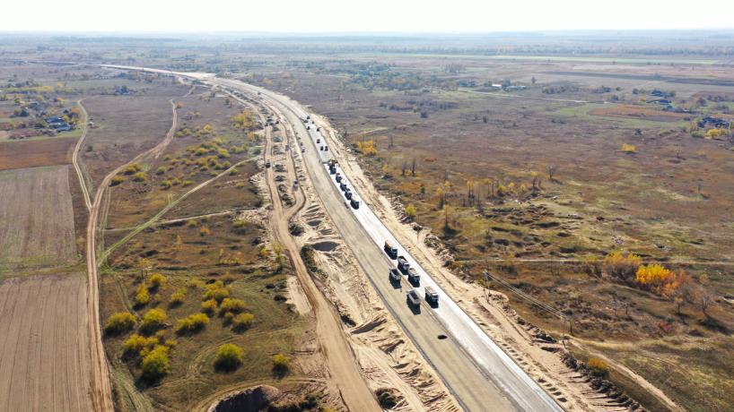 В Украине строят новую четырехполосную трассу