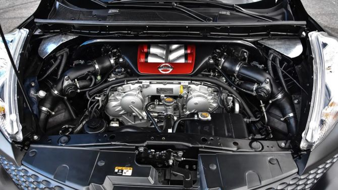 На продажу выставили редкий Nissan Juke-R с мощной силовой установкой
