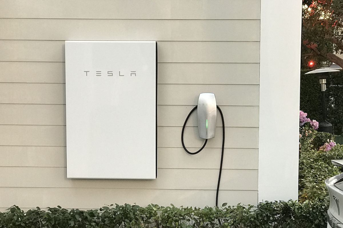 Tesla исправила ошибку Powerwall, приводящую к неправильному распределению энергии