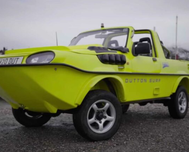 Теперь амфибия: внедорожник Suzuki Jimny спустили на воду