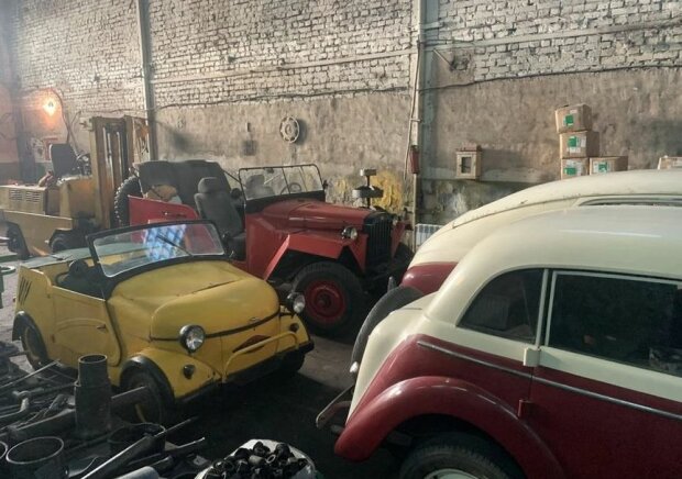 Уникальная коллекция машин СССР выставлена на продажу за немалую сумму