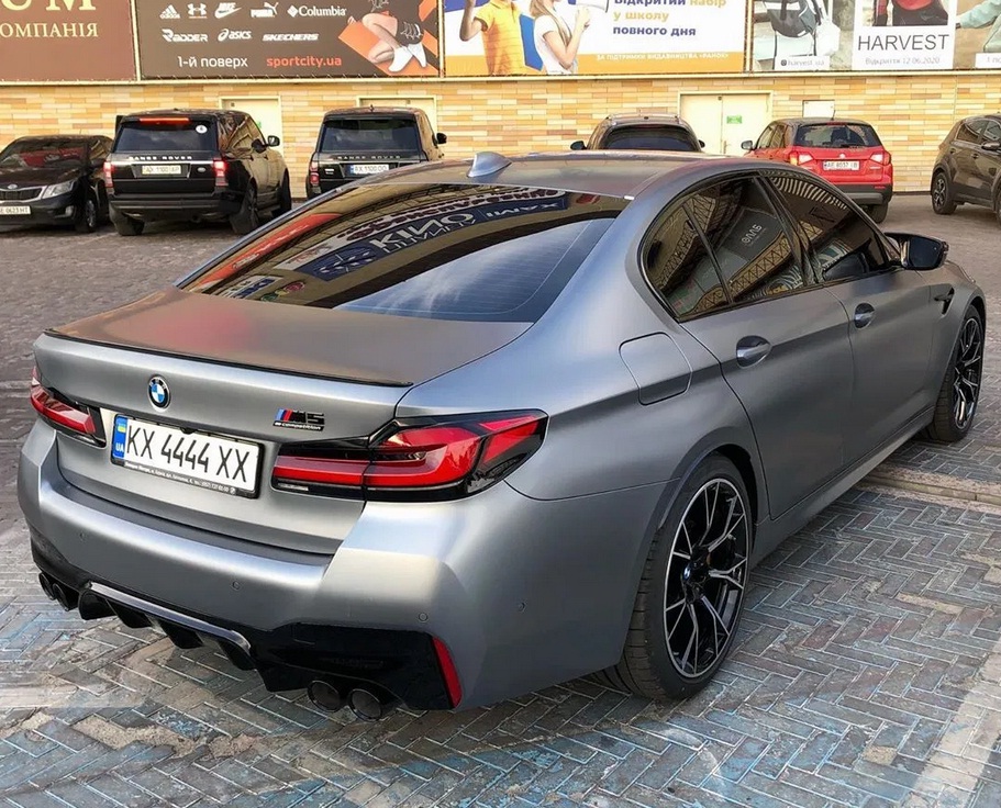 В Украине появился новейший заряженный BMW за 4 миллиона