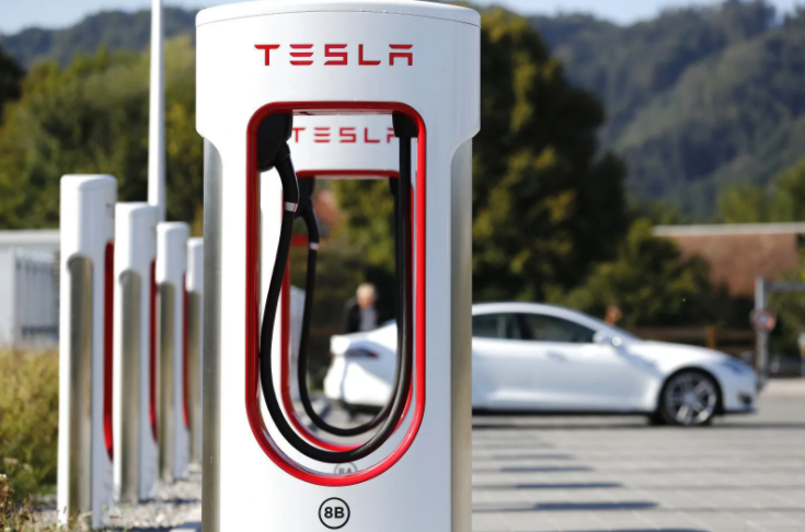 Электромобили Tesla можно будет зарядить за 7 минут
