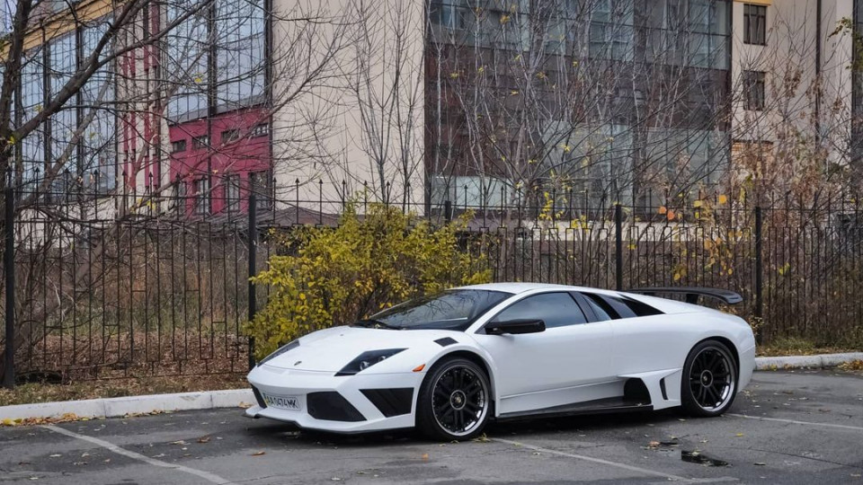 В Киеве заметили элитный Lamborghini за 11 млн