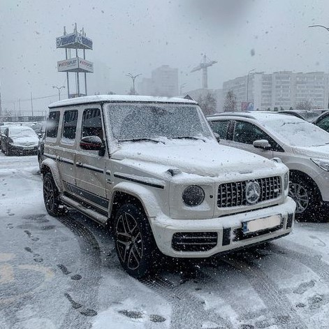 В Киеве засветился роскошный Mercedes - стоит больше миллиона долларов: фото