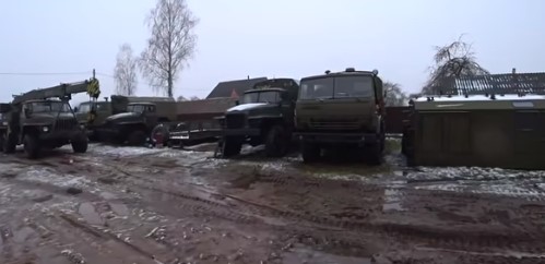 Рядом с Украиной нашли \"свалку\" военной техники в отличном состоянии: видео и цены