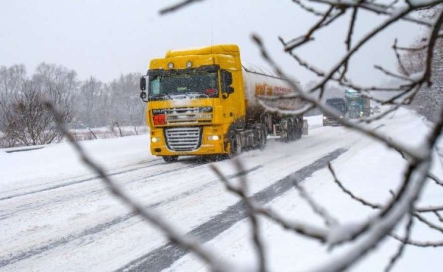 В Киев с понедельника перестанут впускать грузовики