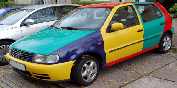 Украинским водителям напомнили о штрафе за цвет авто