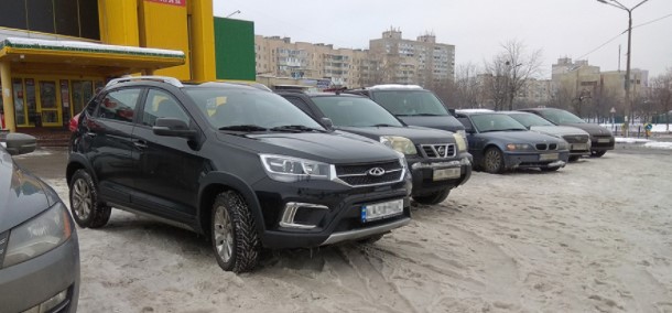 В Украине увеличилось количество привезенных б/у авто