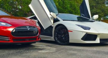 Необычный тест Tesla и Lamborghini Huracan (ВИДЕО)
