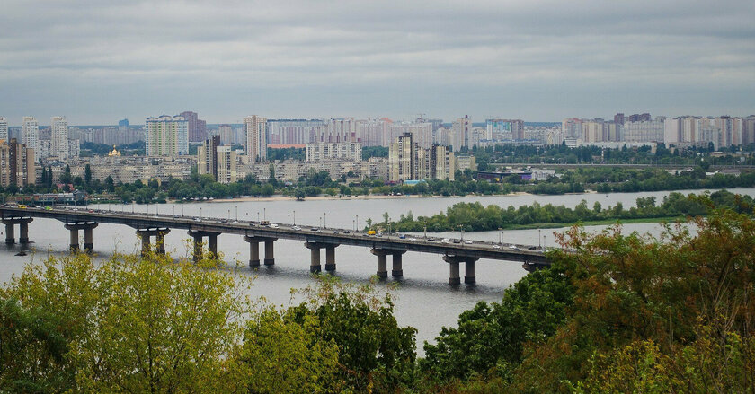 Самые большие мосты Украины: сколько им лет и когда ремонтировали