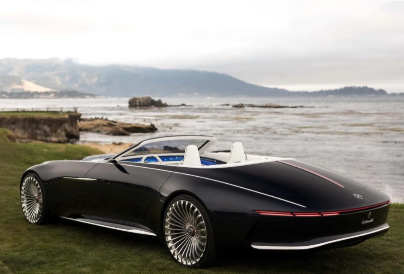 Новым Бэтмобилем станет роскошный и очень мощный концепт Mercedes-Maybach