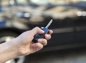 Две трети водителей считают ключи от автомобиля неудобными для использования