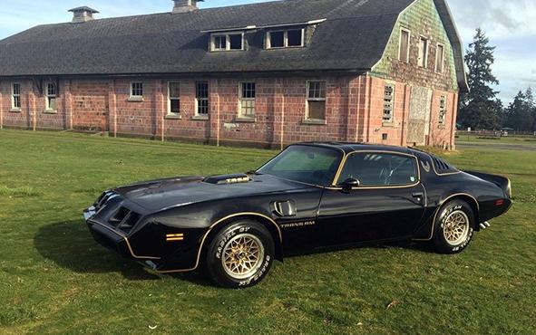 Последний экранный автомобиль Стива МакКуина — Pontiac Trans Am 1979 года — был вызволен из сарая спустя 39 лет «хранения»