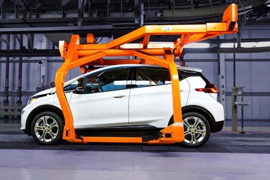 Первый электрический внедорожник Chevrolet явно нуждается в лучшем названии