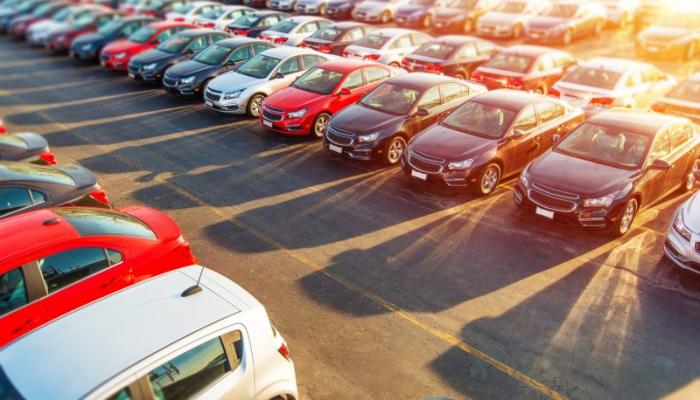 Від Mercedes-Benz до Toyota: які автівки пропонують українцям до $5 тисяч